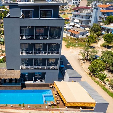 Hotel Piramida Εξαμίλιο Εξωτερικό φωτογραφία