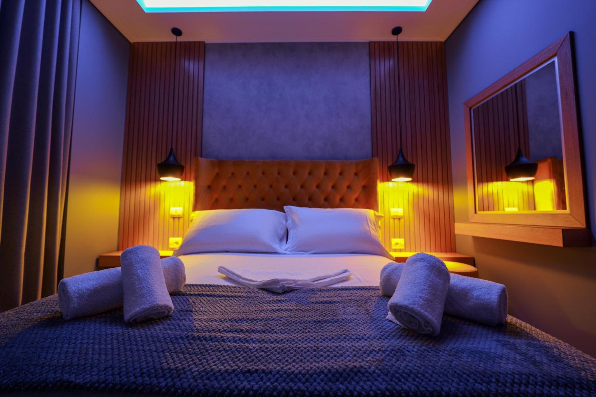 Hotel Piramida Εξαμίλιο Εξωτερικό φωτογραφία