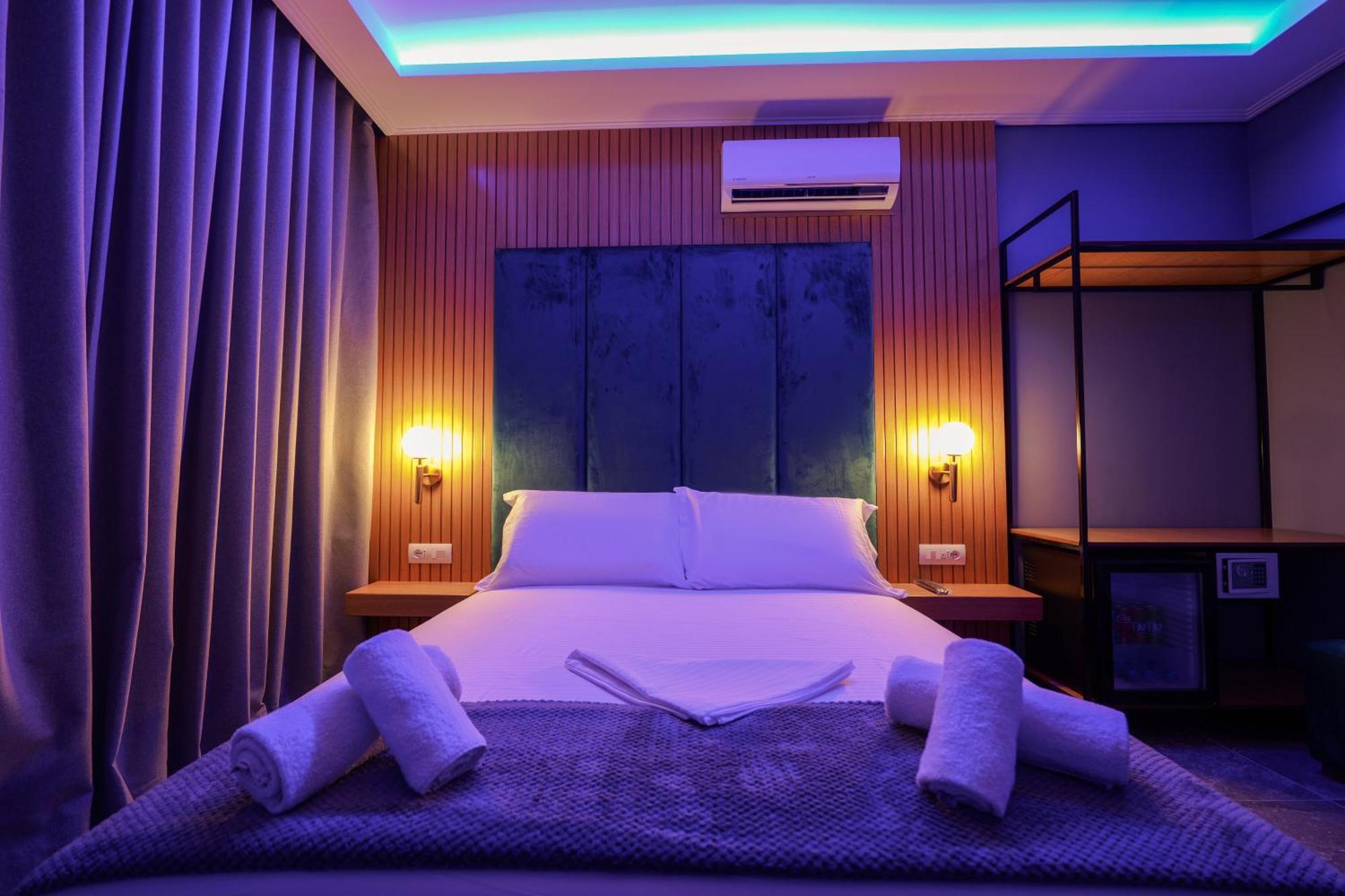 Hotel Piramida Εξαμίλιο Εξωτερικό φωτογραφία