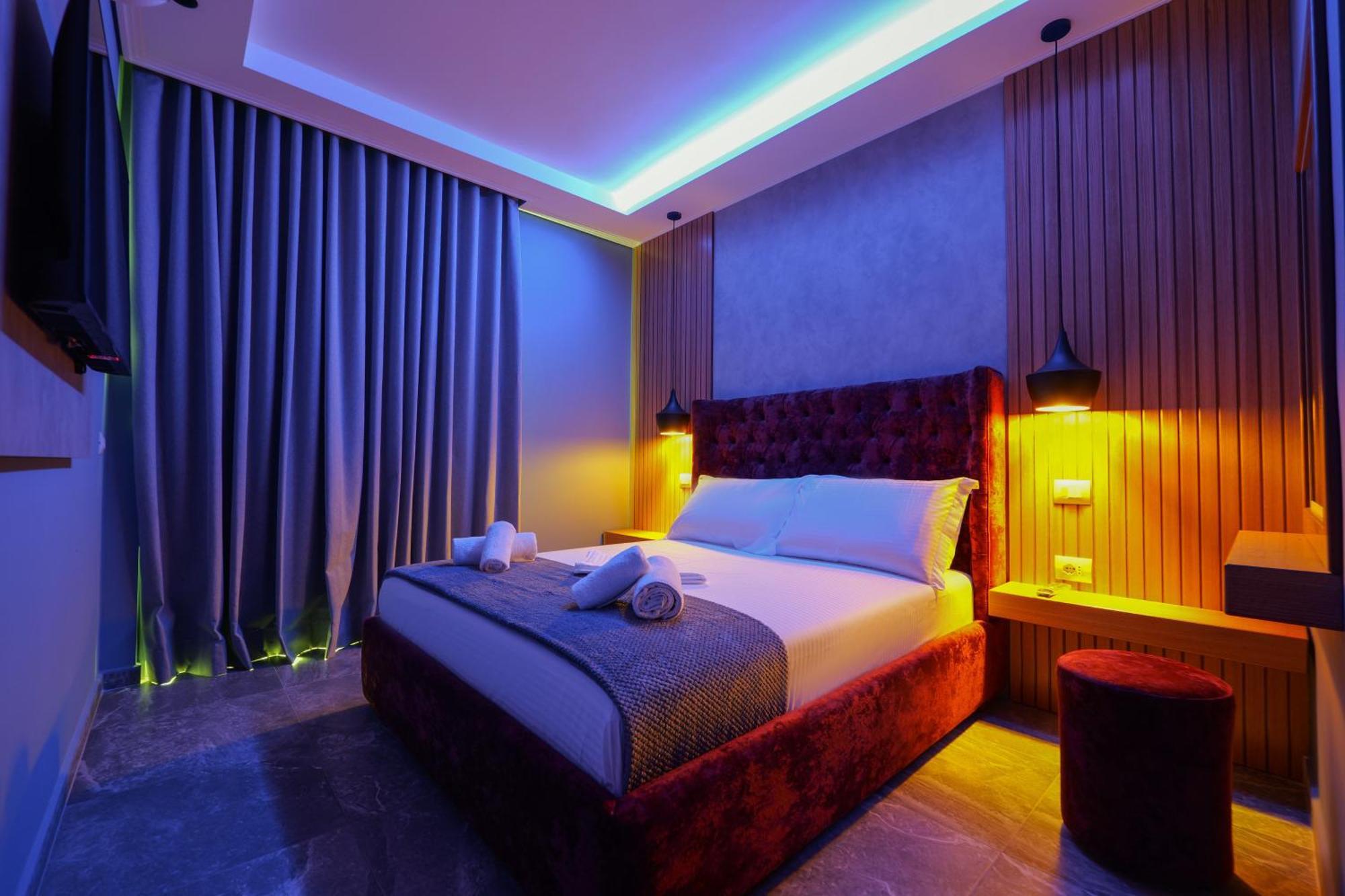 Hotel Piramida Εξαμίλιο Εξωτερικό φωτογραφία