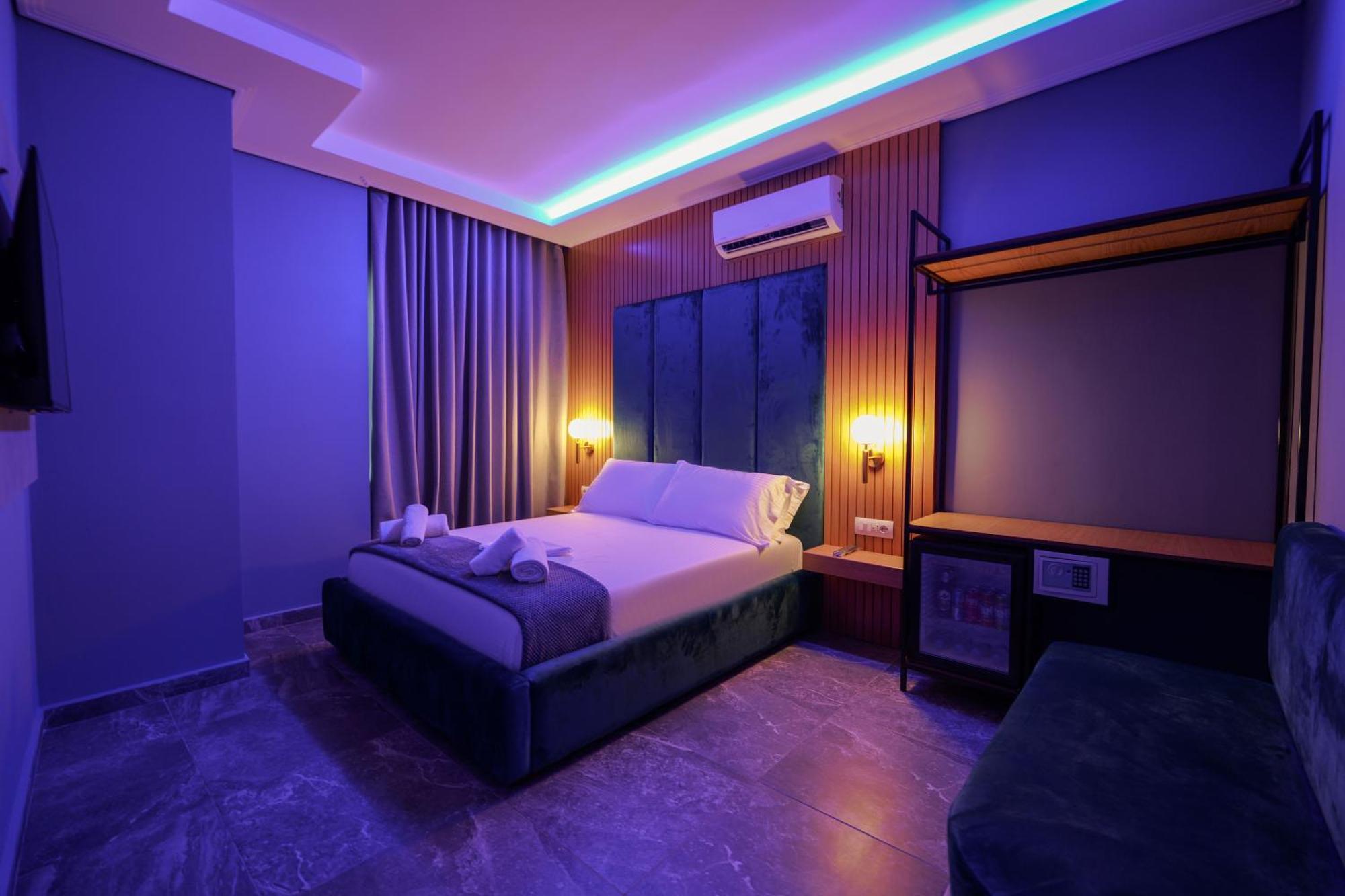 Hotel Piramida Εξαμίλιο Εξωτερικό φωτογραφία