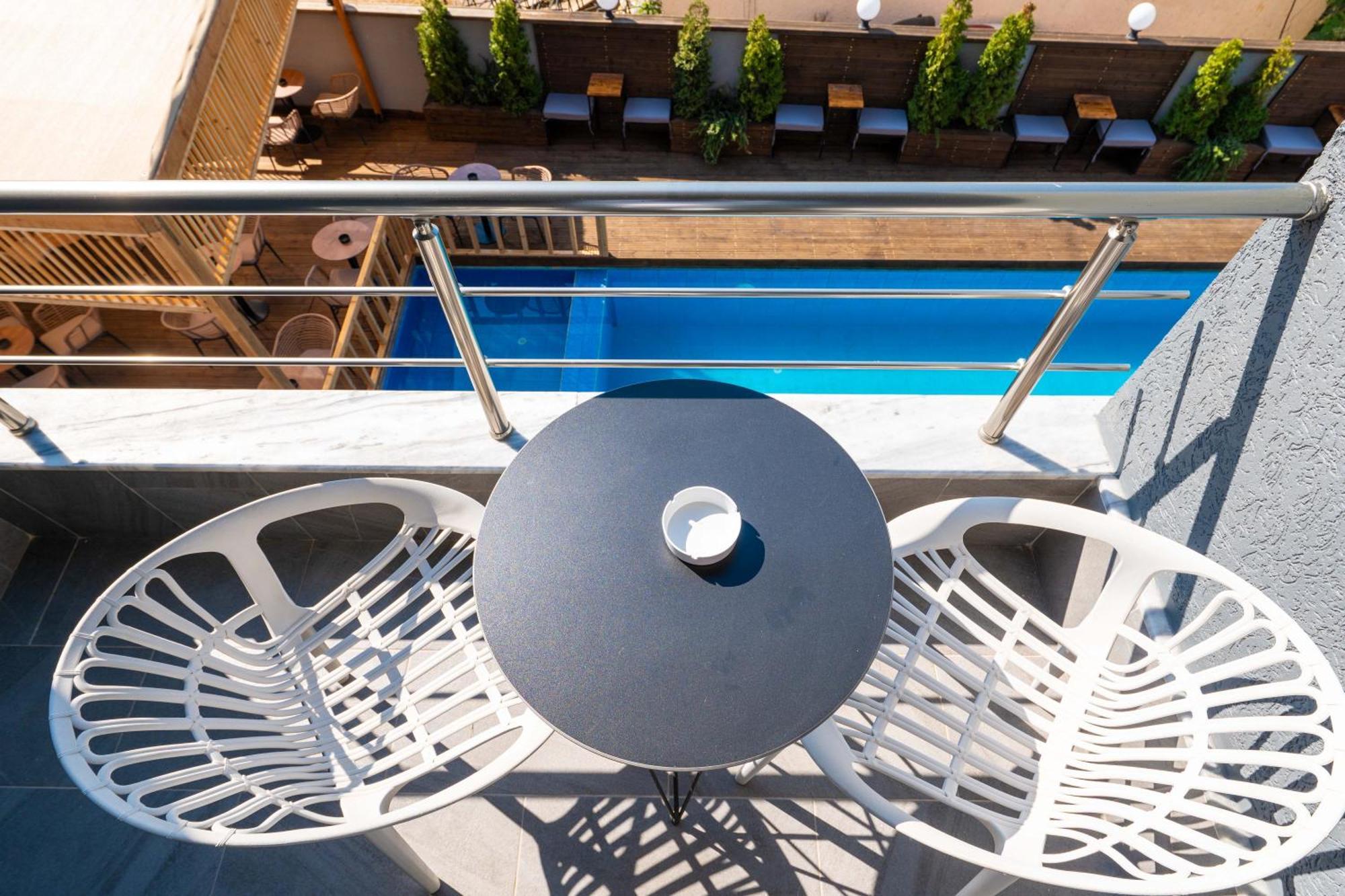 Hotel Piramida Εξαμίλιο Εξωτερικό φωτογραφία