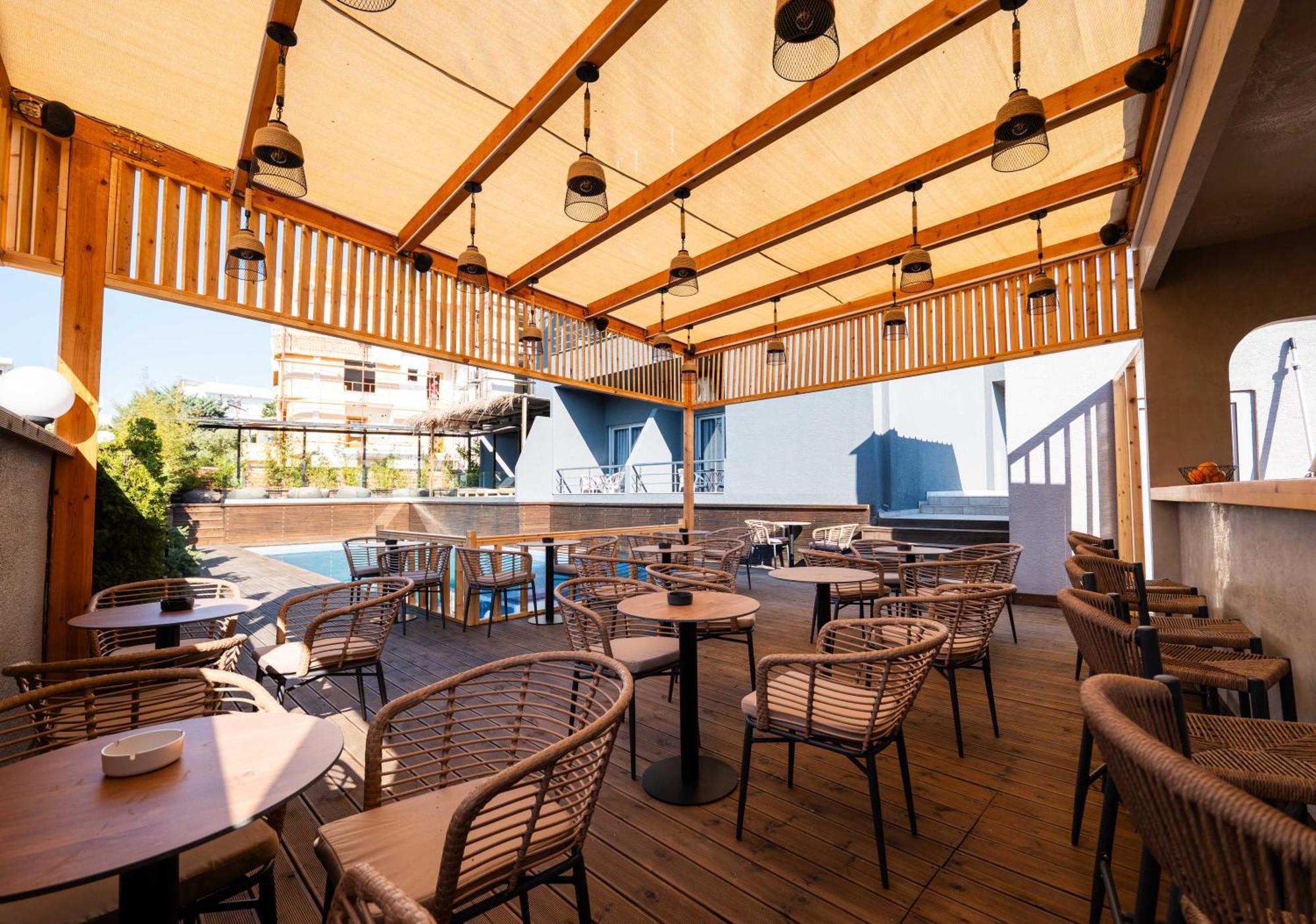 Hotel Piramida Εξαμίλιο Εξωτερικό φωτογραφία